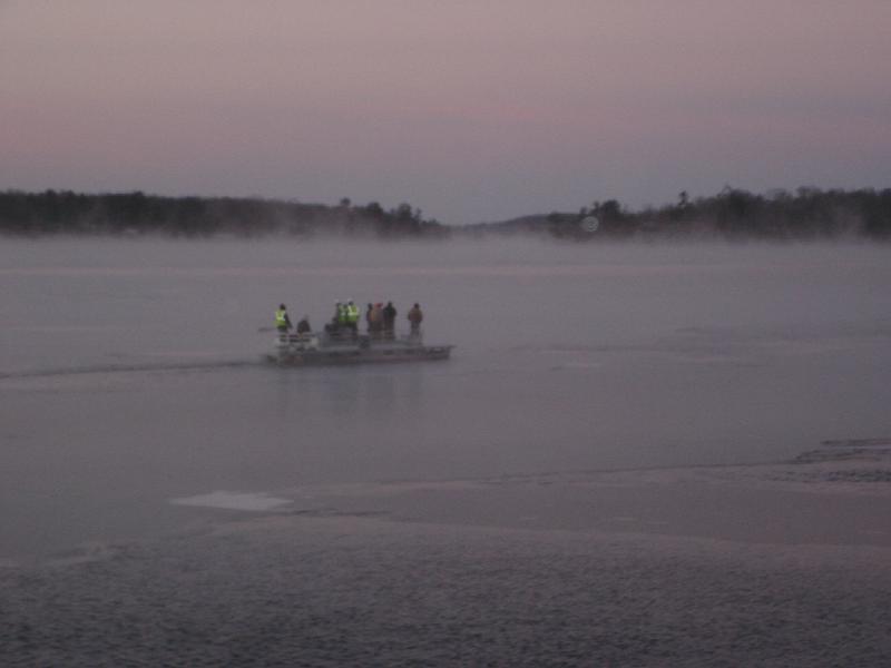 Breaking Ice 11-27-2007 004